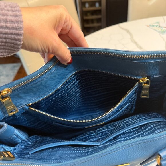 Prada Saffiano Leather Medium Galleria Double Zip Tote - Picture 6 of 10